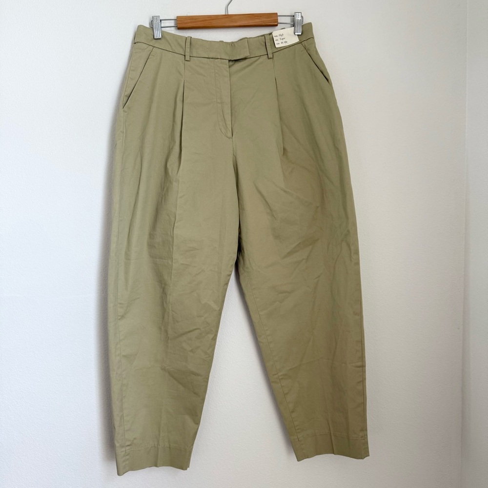 Abercrombie & Fitch Olive Green High-Waisted Pants - Picture 2 of 10